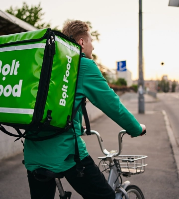 Сервіс доставки їжі Bolt Food з’явився ще в одному місті України