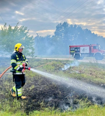 Вісім пожеж на відкритих територіях ліквідували рятувальники Рівненщини впродовж минулої доби