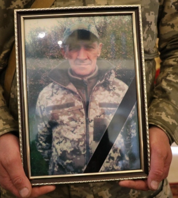 У Полтаві попрощалися із Володимиром Пазенком, який загинув на війні з РФ
