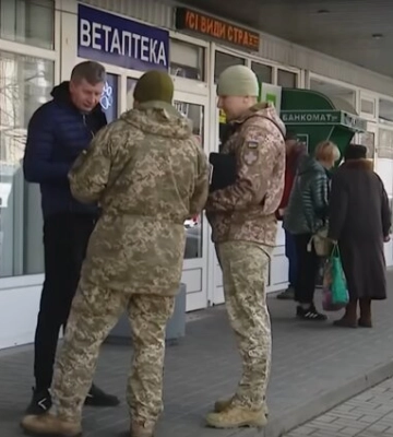 Поліція Києва розповіла, як відбувається розшук ухилянтів