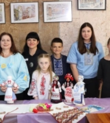 Миколаївські поліціянти разом із дітьми  долучилися до акції «Духовний код нації»