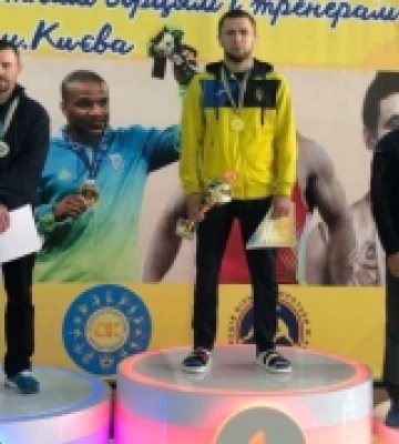 Миколаївський спортсмен Ігор Курочкін - чемпіон Всеукраїнського турніру з боротьби