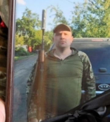 У Луцьку попрощалися із захисником України Віталієм Колесником