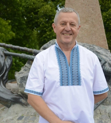 &quot;Символ національної гордості&quot;: як у Полтаві відзначали День вишиванки
