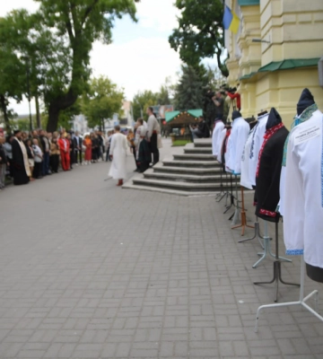 У Рівному діє виставка «Очі Маріуполя» #рівне #rivne