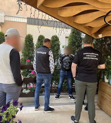 У Миколаєві поліція затримала організоторів схеми переправлення військовозабов&amp;#039;язаних за кордон