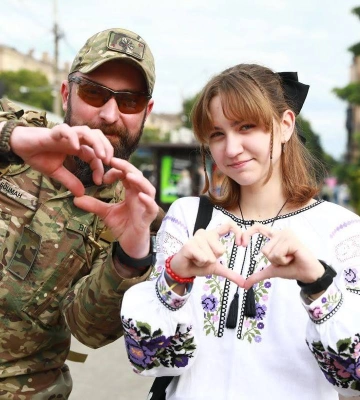 Запорізький край відзначає день вишиванки