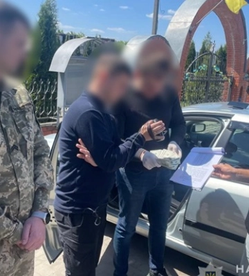 На Волыни работники ТЦК за деньги снимали уклонистов с розыска