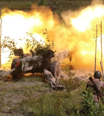 Активне просування ворога зупинено, РФ підтягує резерви: ОВА про ситуацію під Харковом