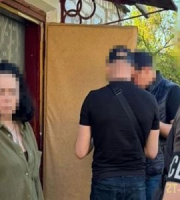 Коригувала ракетно-дронові удари: в Житомирі СБУ затримала агентку РФ