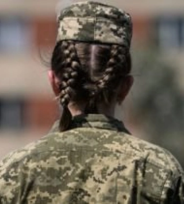 На Закарпатті жінку судили за ухилення від військового обліку: який вирок