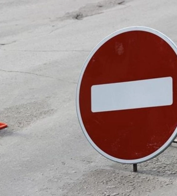 У Рівному призупинять рух автотранспорту