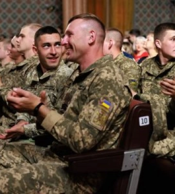 Студенти та викладачі Академії культури і мистецтв презентували концерт  з нагоди свят – Днів матерів та вишиванки