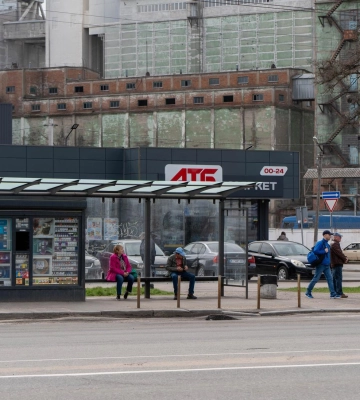 У Полтаві витратять майже пʼять мільйонів гривень на прибирання доріг та зупинок