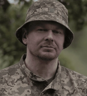 «Супервоїн з мене не вийшов»: відомий артист з Луцька відзначив 2 роки на службі в ЗСУ