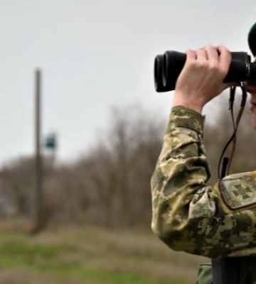 Прикордонник застрелив чоловіка, який хотів незаконно перетнути кордон
