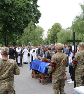 Полтавська громада попрощалась із загиблими Героями