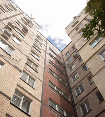 В Днепре с начала года отремонтировали 20 аварийных лифтов