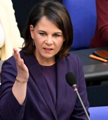 Україні потрібна далекобійна зброя для захисту Харкова, – Бербок