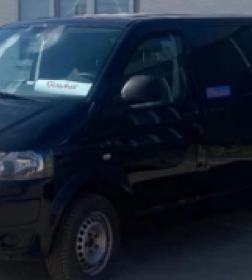 Підприємець з Волині придбав військовим автомобіль