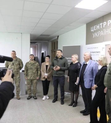 В Україні відкрили 21-й рекрутинговий центр до ЗСУ