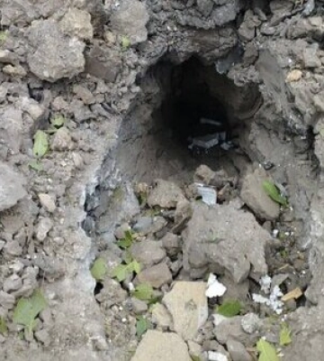Дві людини постраждали внаслідок скидання окупантами вибухівки з дрона на Веселе