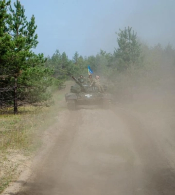 Росіяни скинули вибухівку з дрона на цивільних у Веселому Херсонської області