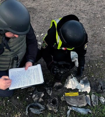 Доба війни: від обстріляної поліцейської автівки у Вовчанську до обстріляного Харкова 