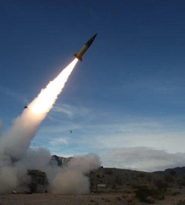 ЗМІ: Україна просить США допомоги з визначенням цілей в Росії і скасувати обмеження бити їхньою зброєю