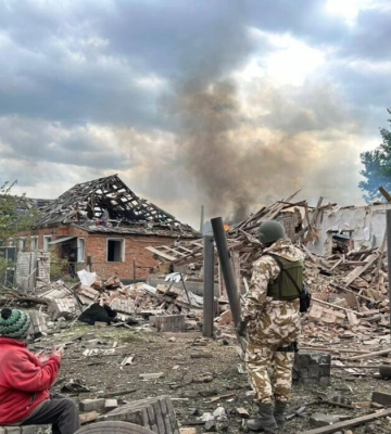 Войска РФ сбросили 22 КАБа на Волчанск: погибли трое человек 
