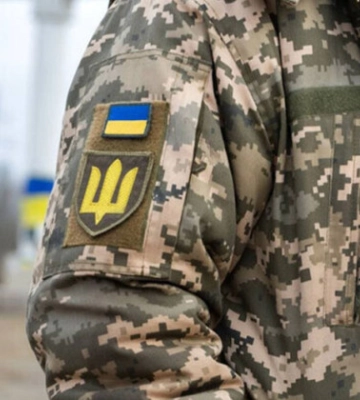 На Дніпропетровщині чоловік з ножем напав на співробітника ТЦК