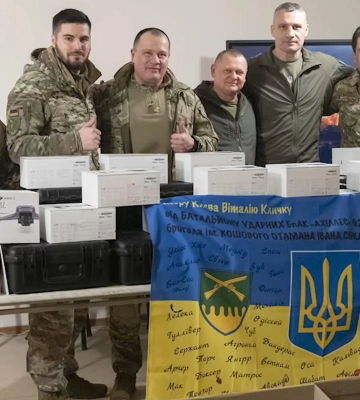 Кличко відвіз захисникам Вовчанська та Куп’янська FPV-дрони та Мавіки від громади столиці