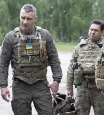 Військові на Харківському напрямку отримали спорядження від столиці — Кличко