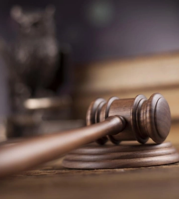 Російський суд наклав арешт на активи трьох західних банків сумою 700 млн євро, - FT