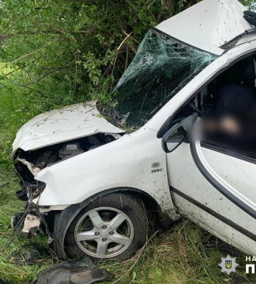 Смертельна ДТП в Одеській області: виїхала за межі проїзної частини дороги і зіштовхнулась з деревом