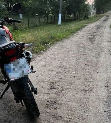 12-річний Миколка з Волині вперше через рік після страшної ДТП і коми встав на ноги