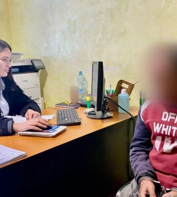 На Одещині 55-річний чоловік затриманий за зґвалтування 12-річної дівчинки