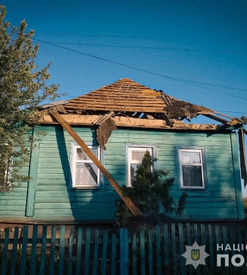 Окупанти пошкодили будинок та об’єкт критичної інфраструктури на Сумщині