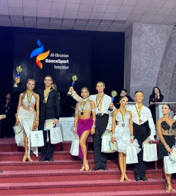 Кропивницькі танцювальні пари стали переможцями та призерами національного чемпіонату України (ФОТО)