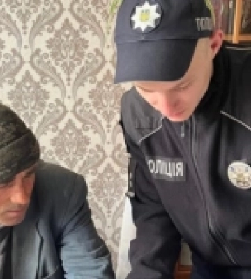 У Кривоозерській громаді офіцери поліції навчали громадян як протидіяти домашньому насильству