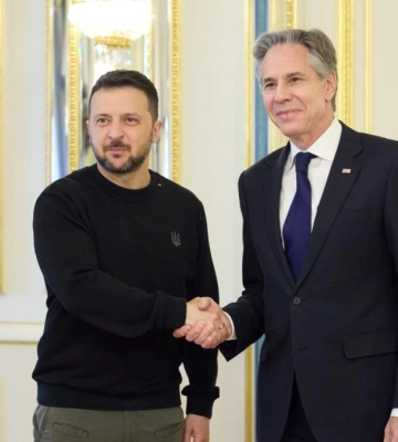 Потягом зранку до Києва прибув Блінкен: його зустрічала Маркарова та посол США. Що привіз?