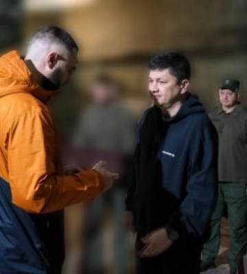 Віталій Кім зустрівся з миколаївськими гвардійцями, які тримали оборону на Запоріжжі