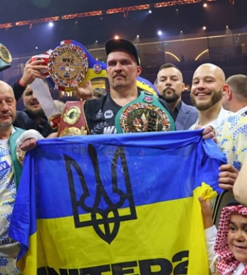 Усик став найкращим боксером світу незалежно від вагової категорії