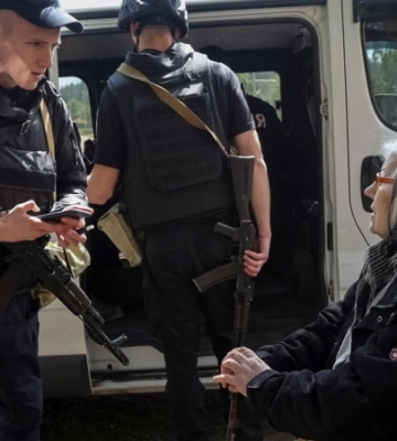Є проблема з вивезенням лежачих хворих – Харківська ОВА про евакуацію з півночі області