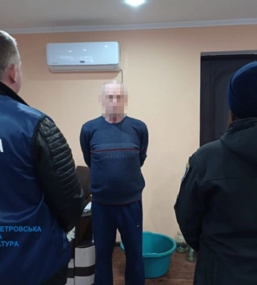 На Дніпропетровщині підприємець ошукав батька загиблого військового на понад 2,5 мільйона гривень