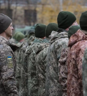 На Полтавщині судили чоловіка, який ховався в автівці від вручення повістки