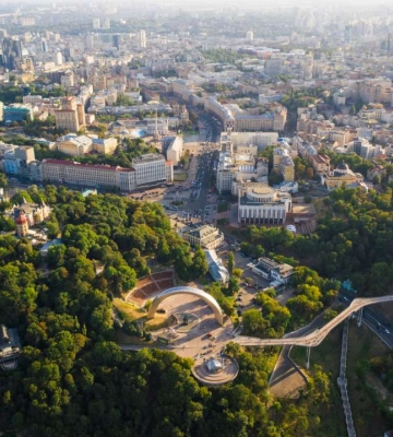У Києві почалося метеорологічне літо — ЦГО