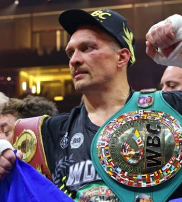 Белью розлютився через позбавлення Усика чемпіонського титулу