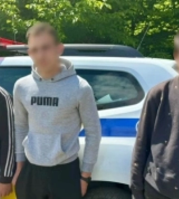 Поліція Іршави затримала трійко молодиків, які угнали автомобіль