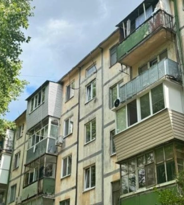 34 будинки з новою системою опалення, а 21 – з вимощенням. У Дніпрі продовжують виконувати аварійні ремонти